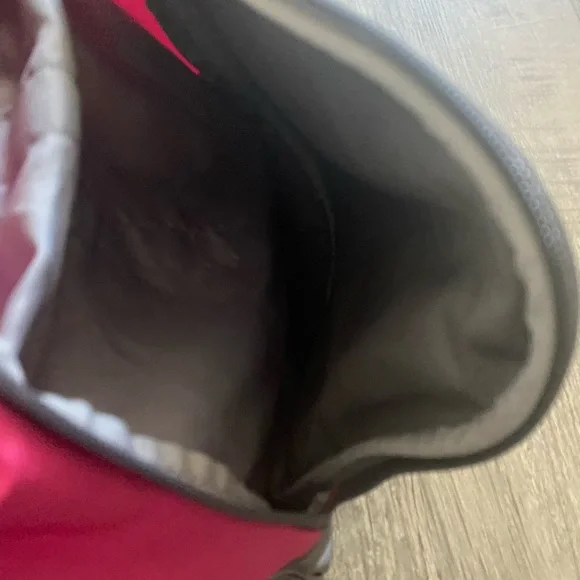 UNDER ARMOUR DUFFEL - Picture 7 of 7